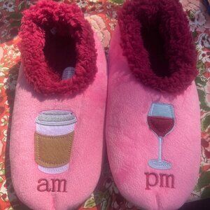 NEW!! with tags! Slippers Size 7-8 Cozy, nonskid soles, AM/PM Coffee and Wine